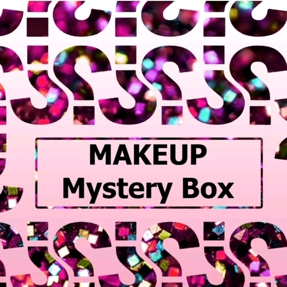 Glamorous Makeup Mystery Box - Picture 1 of 1